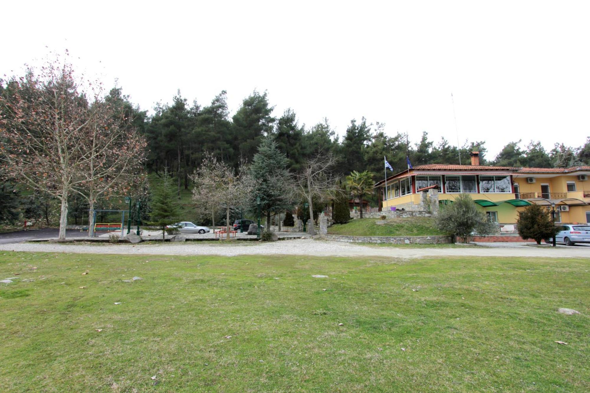 River Side Rooms Elassona Exteriör bild