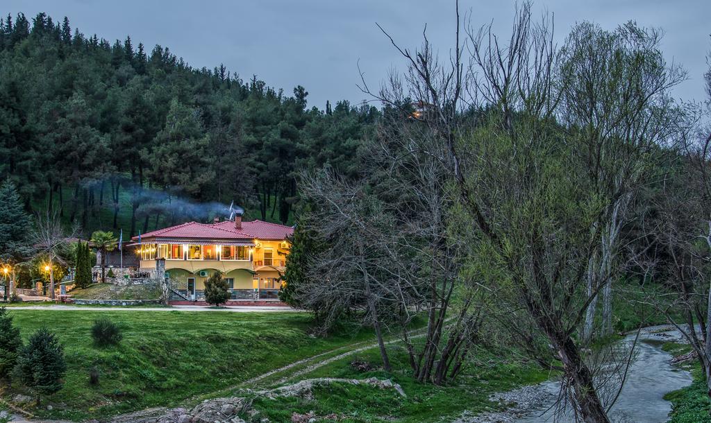 River Side Rooms Elassona Exteriör bild