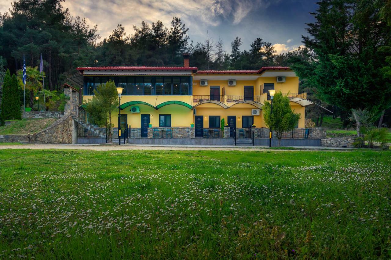 River Side Rooms Elassona Exteriör bild